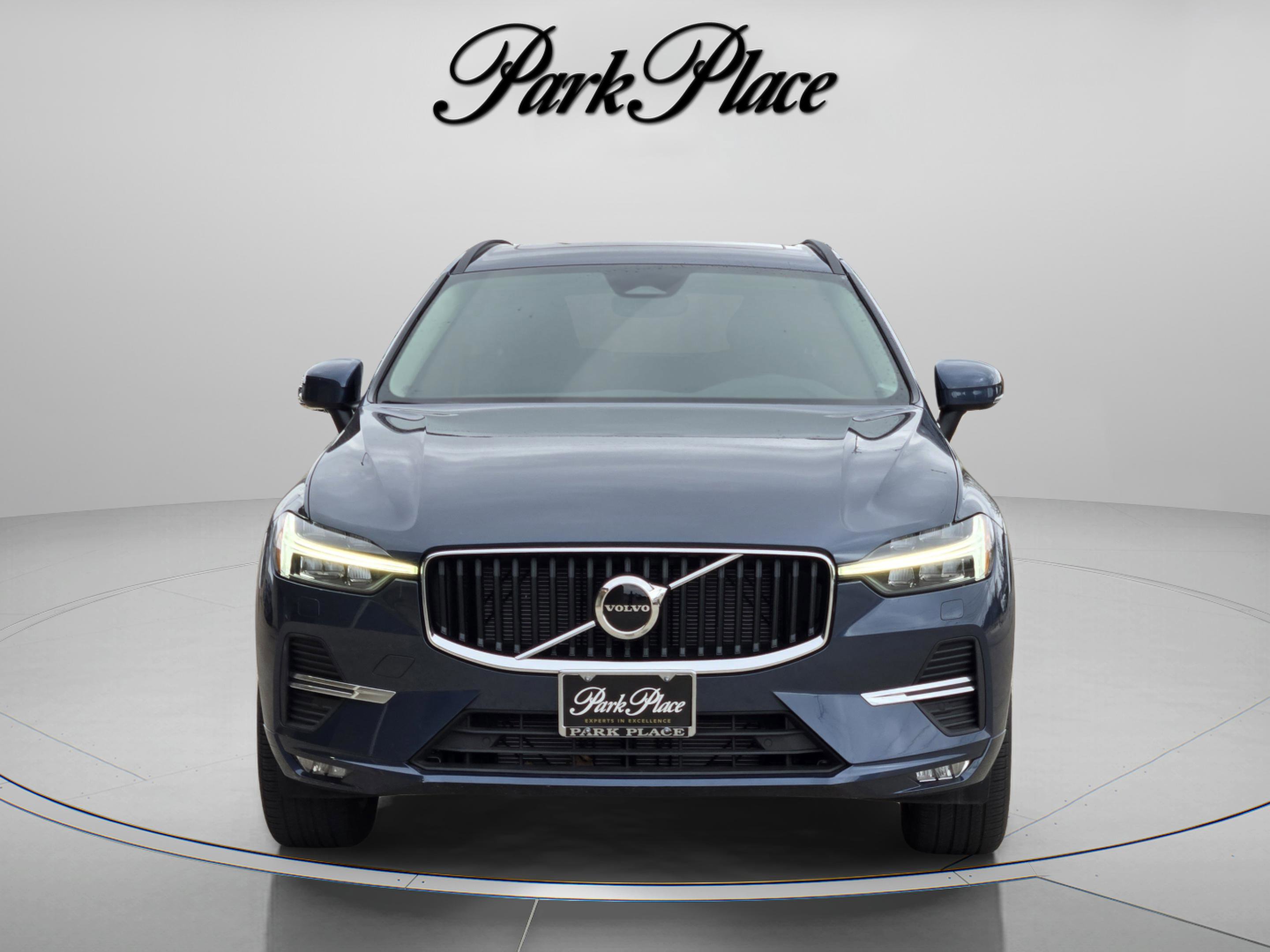 Used 2023 Volvo XC60 B5 Core w/ Climate Package image 9