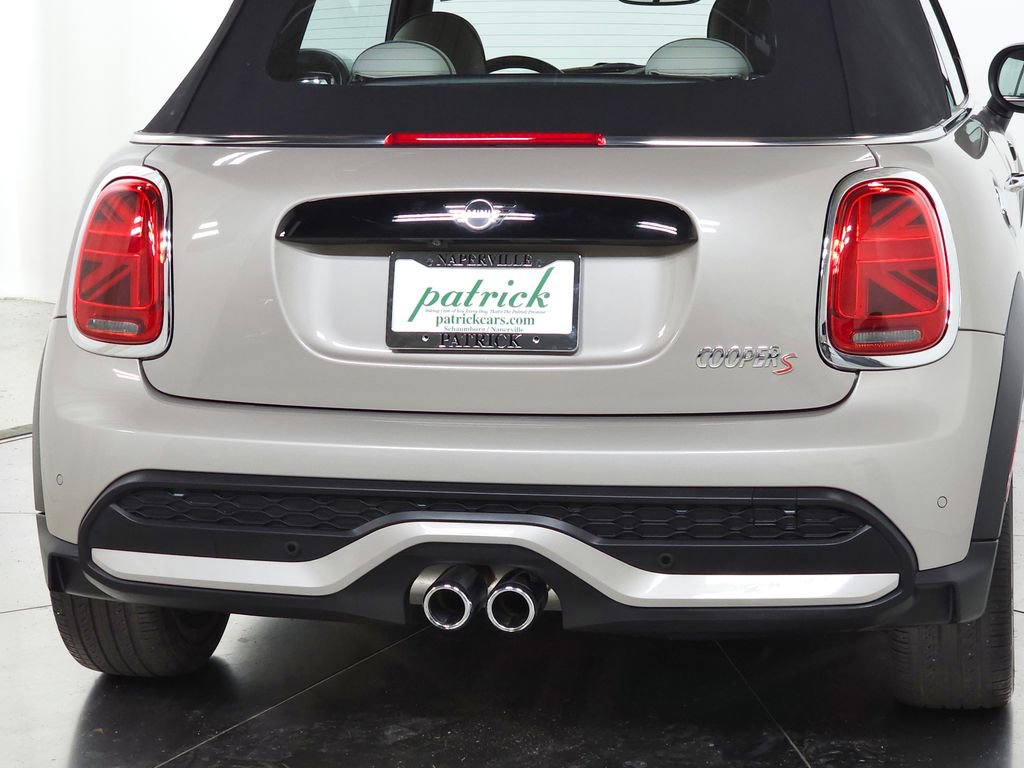 Used 2023 MINI Cooper S w/ Signature Upholstery Package image 7