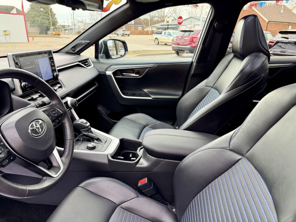 Used 2022 Toyota RAV4 XSE image 10
