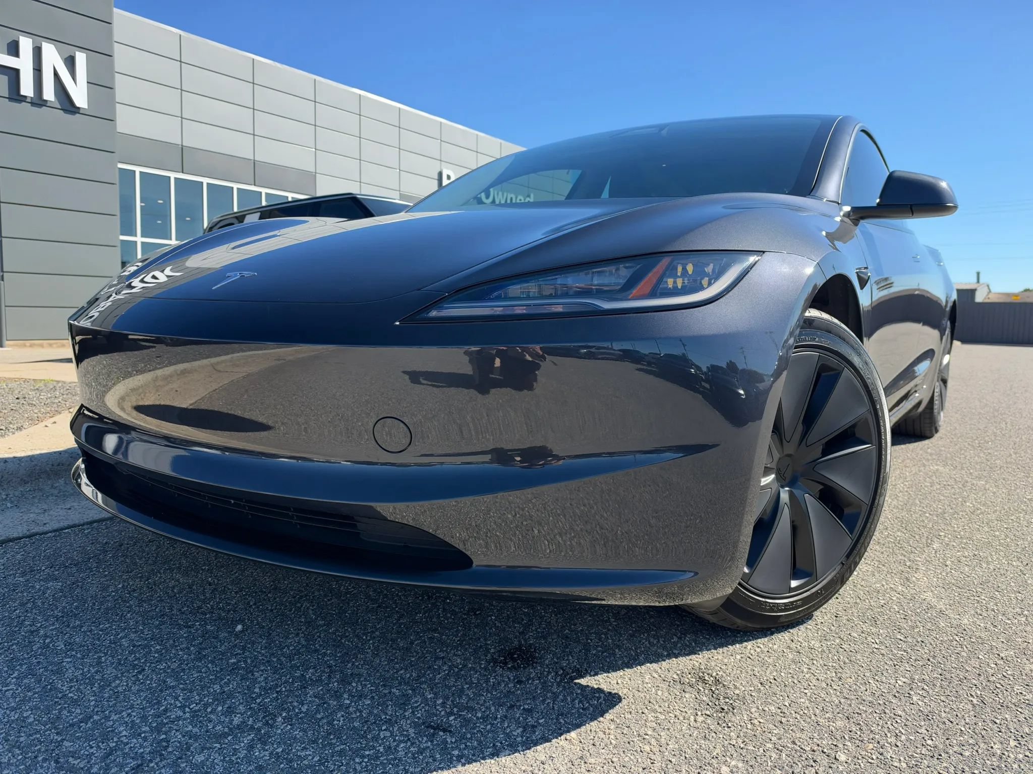 Used 2025 Tesla Model 3 RWD image 1
