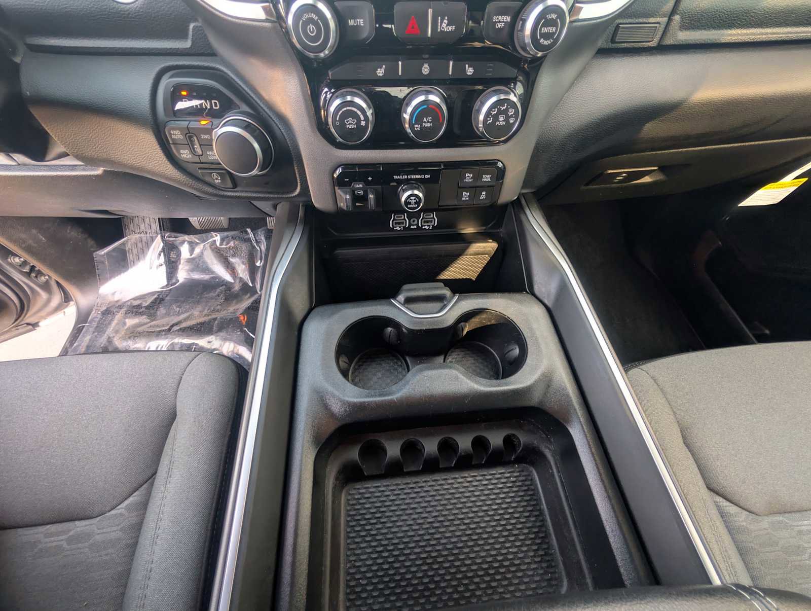 Used 2025 RAM 1500 Big Horn image 16