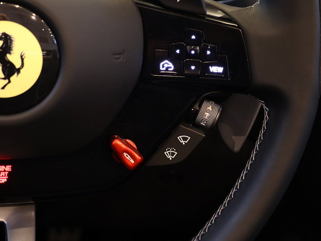 Certified 2026 Ferrari Roma Spider RWD image 8