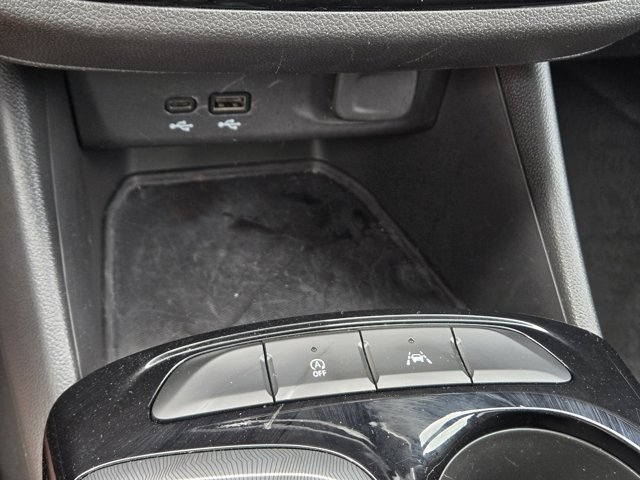 Used 2025 Buick Envista Sport Touring FWD image 28