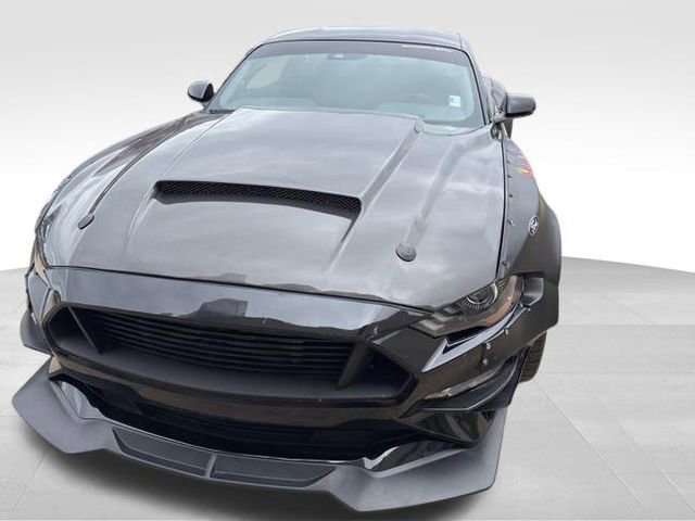 Used 2020 Ford Mustang GT Premium w/ GT Performance Package RWD image 5