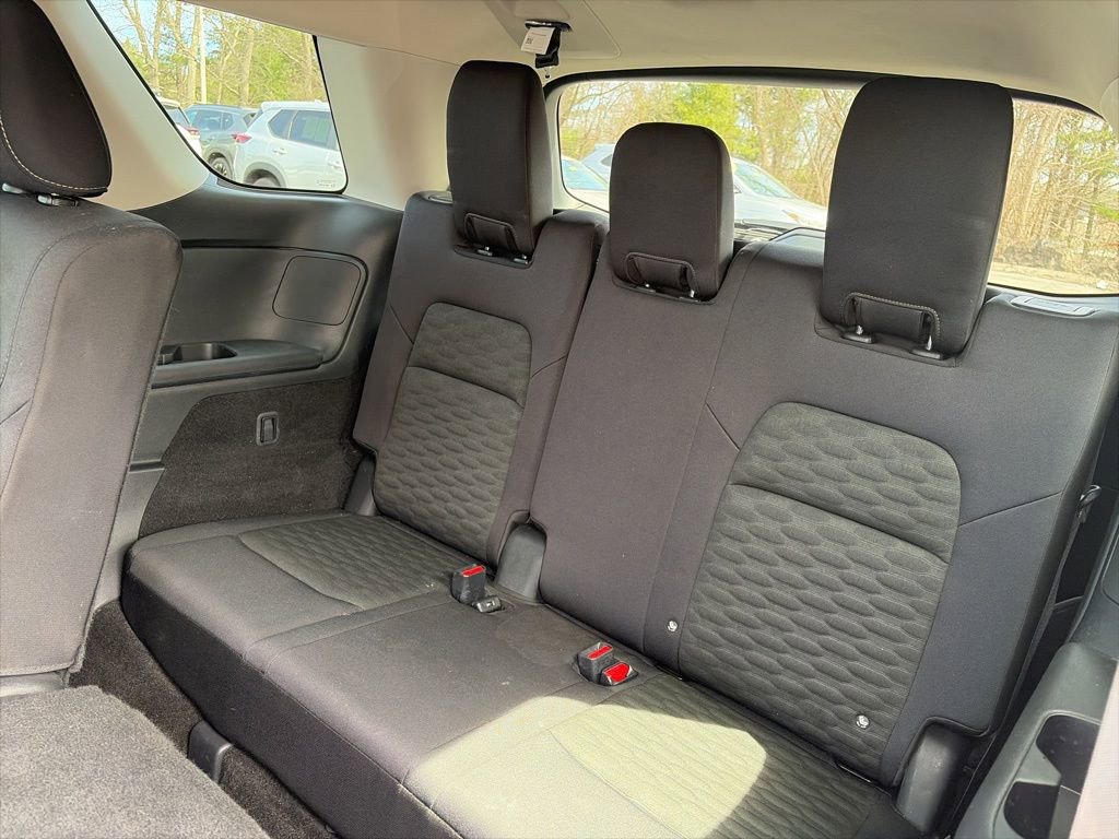 Certified 2024 Nissan Pathfinder S image 13