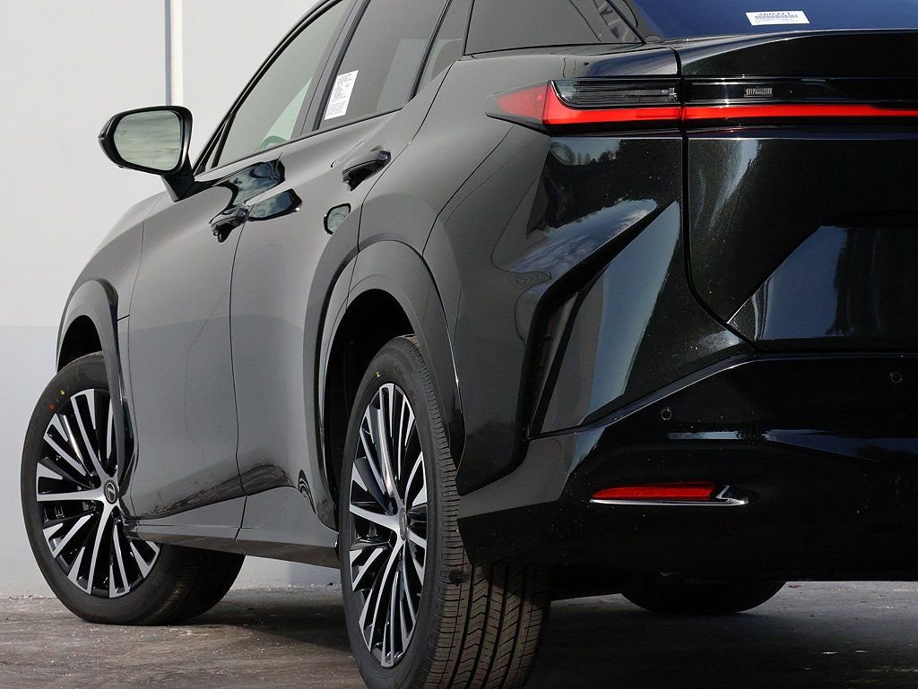 New 2026 Lexus RZ 350e 2WD image 8