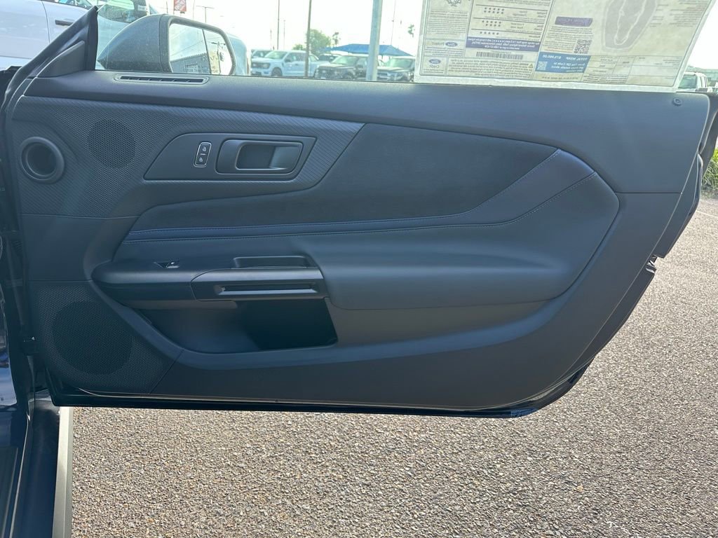 New 2025 Ford Mustang Dark Horse image 18