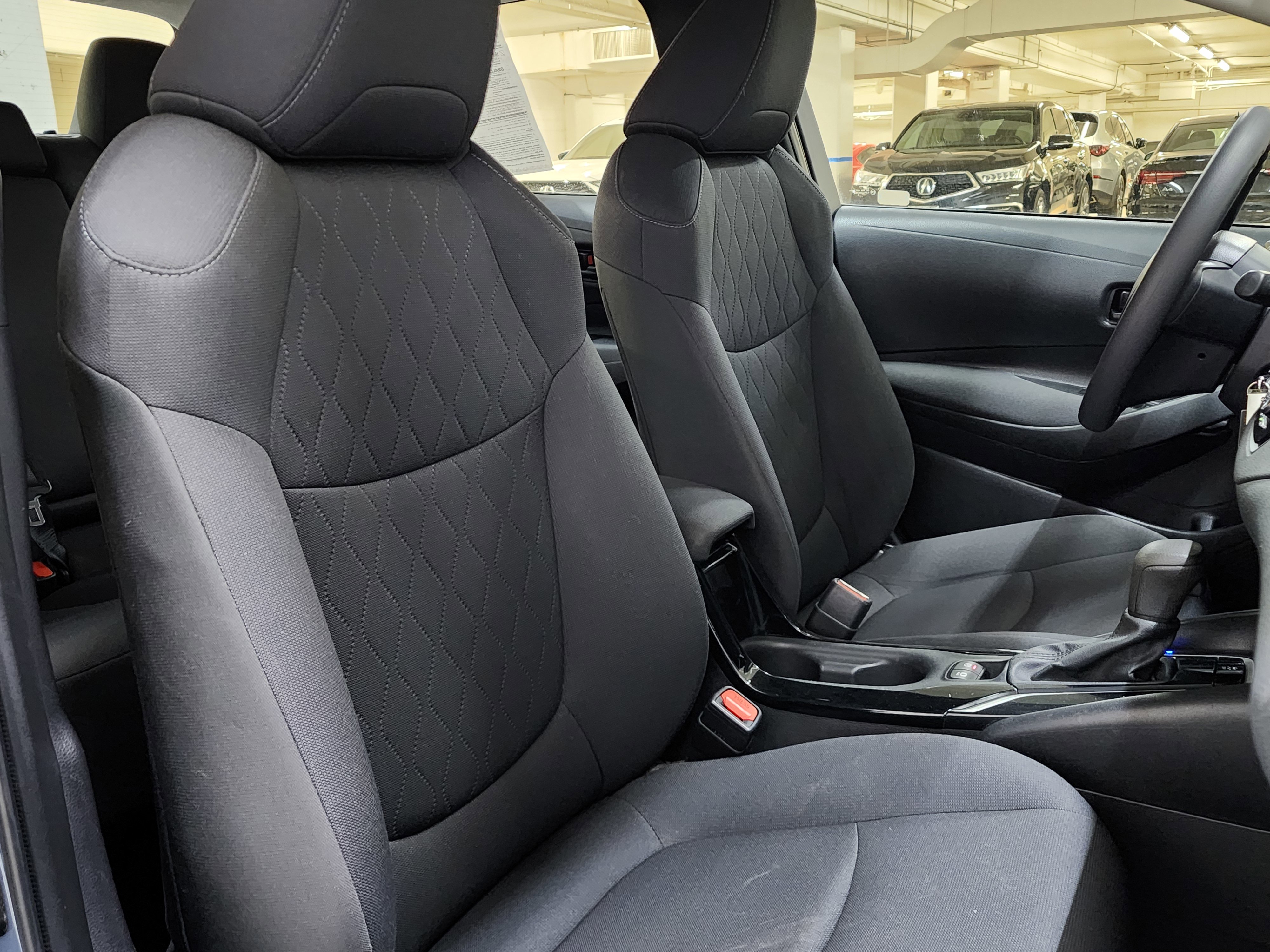 Used 2022 Toyota Corolla LE image 24