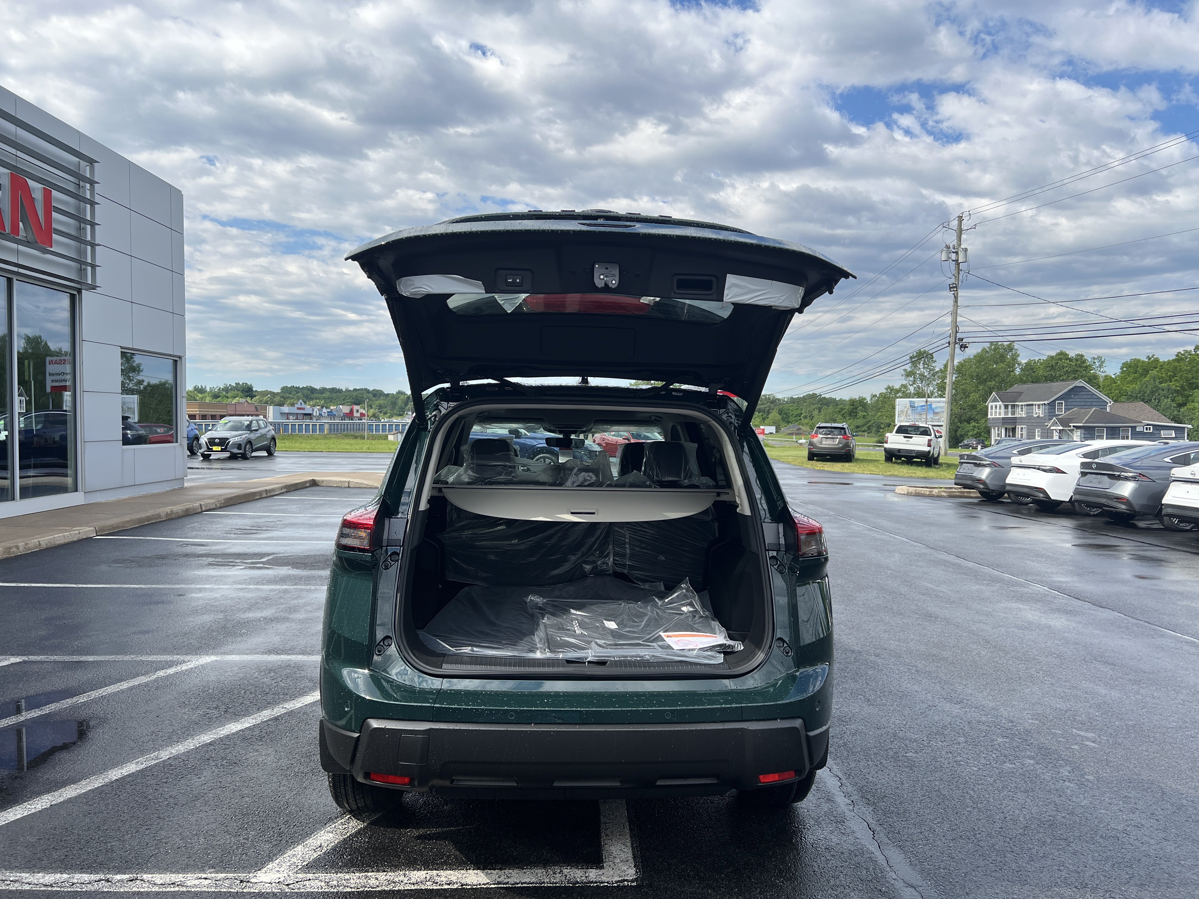 New 2026 Nissan Rogue Dark Armor AWD/4WD image 4