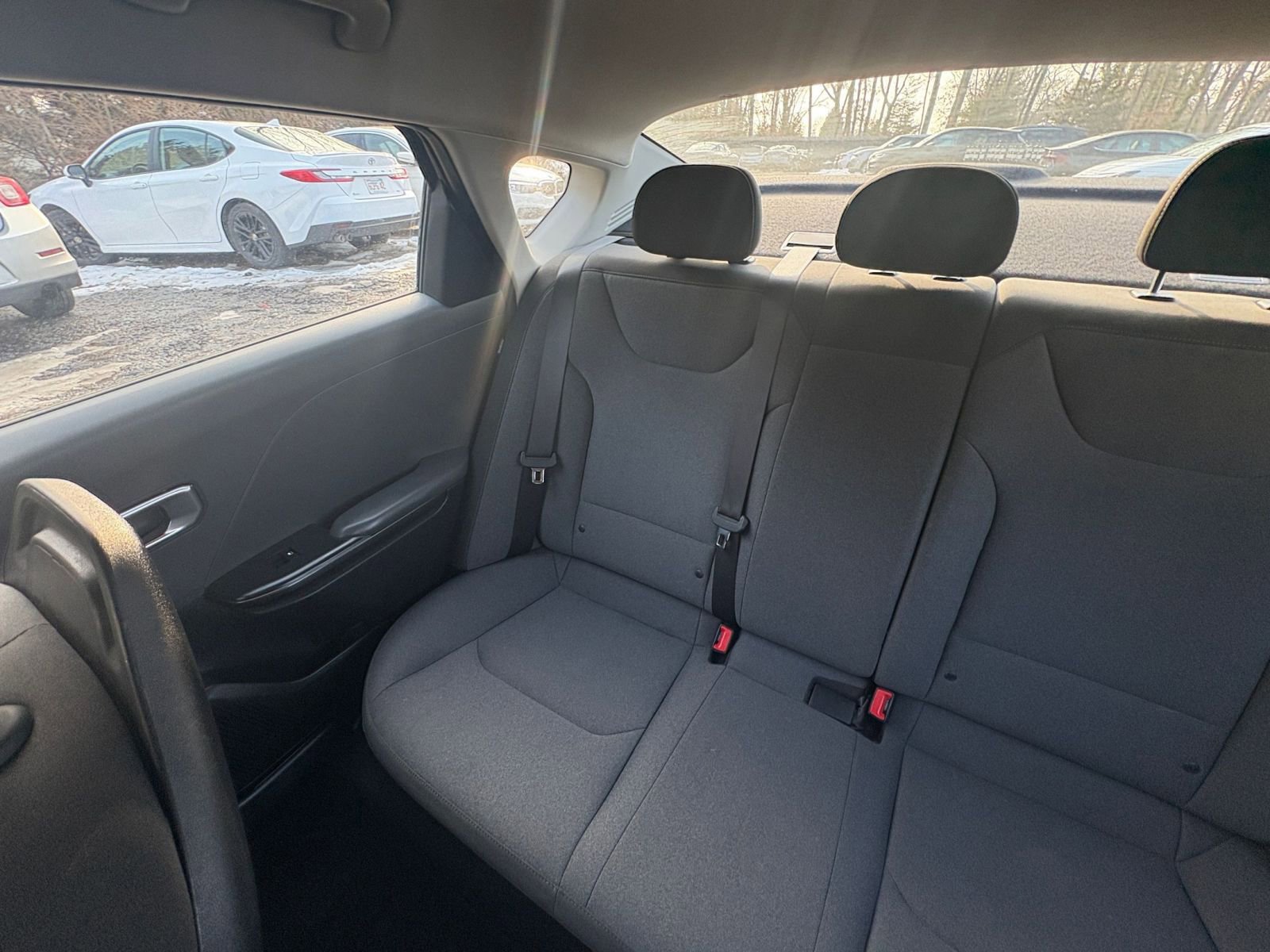 Used 2025 Kia K4 FWD image 37