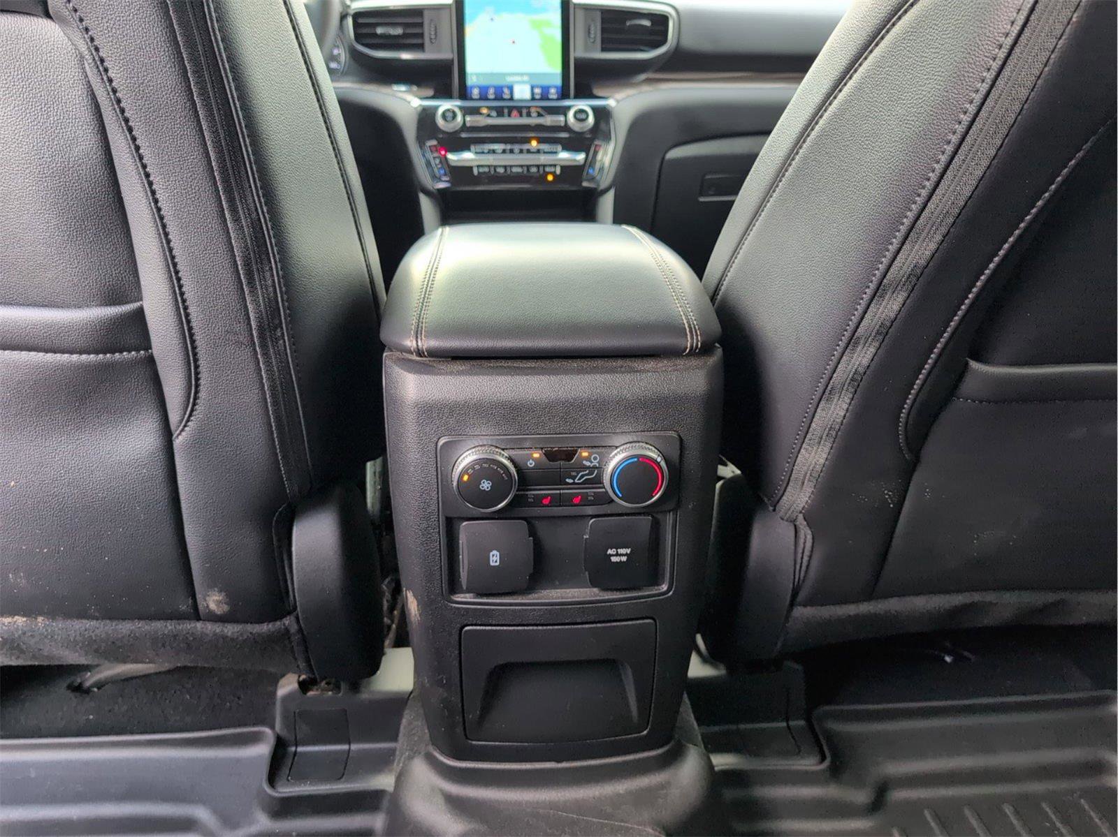 Used 2023 Ford Explorer Limited w/ Limited Technology Package image 32