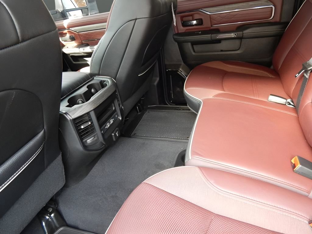 Used 2025 RAM 3500 Limited image 39