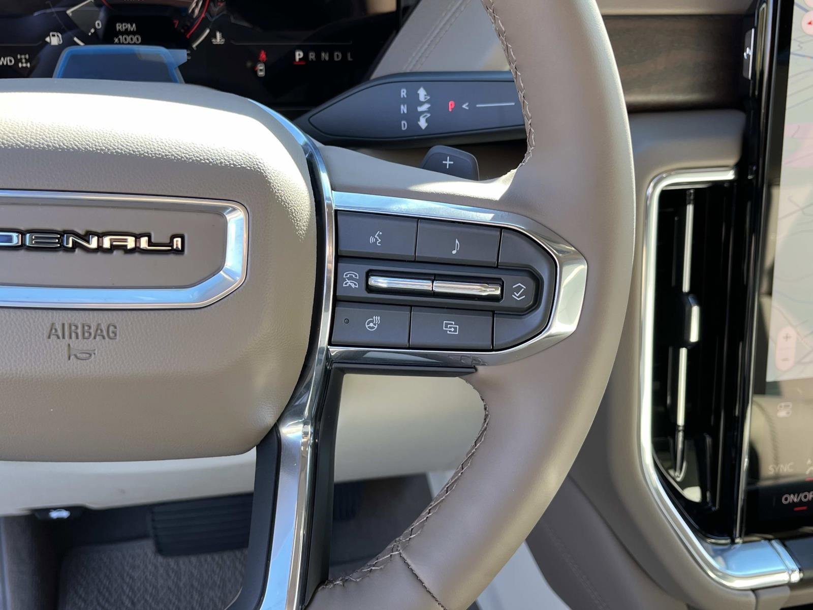 New 2026 GMC Yukon Denali w/ Denali Reserve Package image 29
