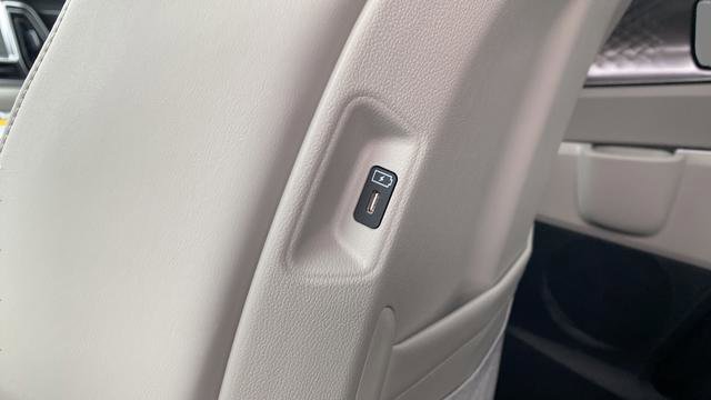 New 2026 Kia Sorento EX AWD/4WD image 30
