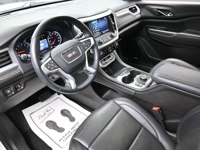 Used 2023 GMC Acadia SLT w/ Elevation Edition image 18