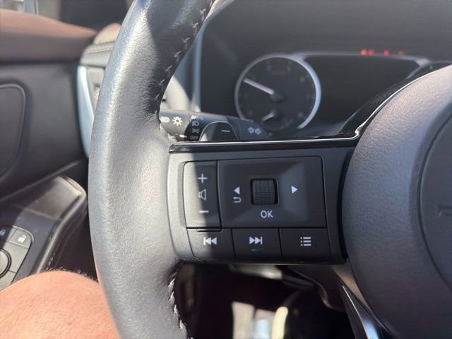 Used 2023 Nissan Rogue SV w/ SV Premium B Package AWD/4WD image 20