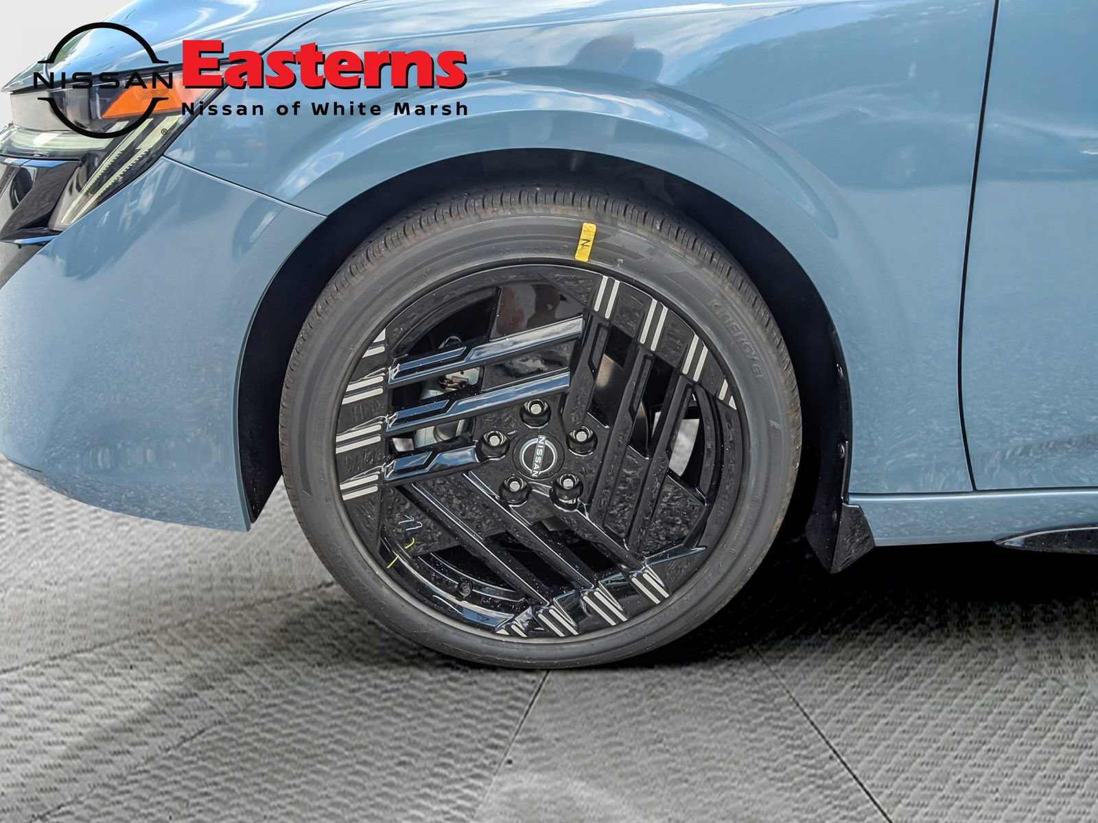 New 2027 Nissan Sentra SR w/ Floor Mat Package FWD image 9