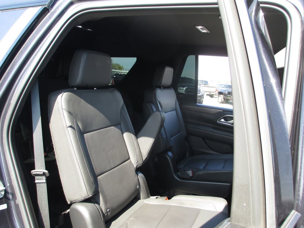 Used 2022 Chevrolet Tahoe LT w/ Luxury Package image 23