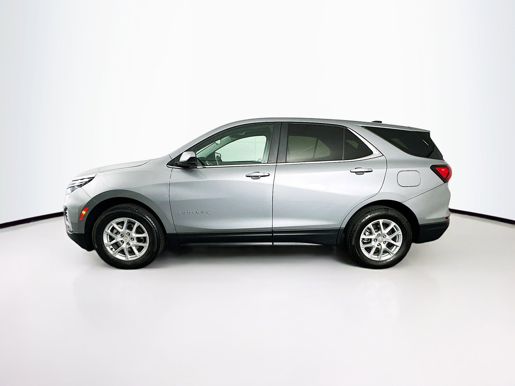 Used 2024 Chevrolet Equinox LT image 4