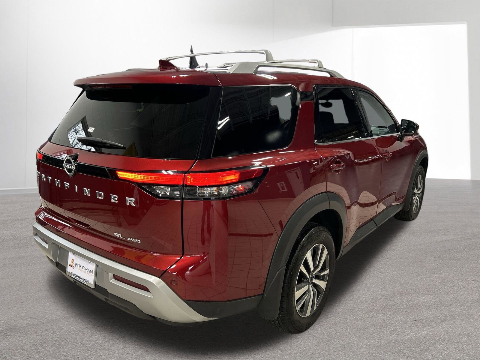 Certified 2024 Nissan Pathfinder SL AWD/4WD image 43