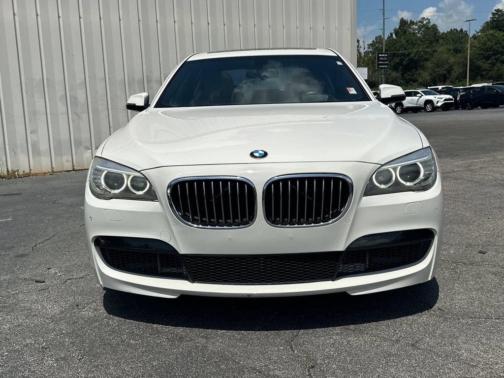 Used 2015 BMW 740Li w/ Executive Package RWD image 3
