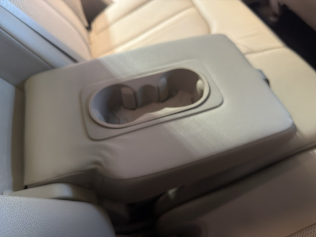 Used 2015 Lincoln MKX AWD w/ Equipment Group 102A image 27