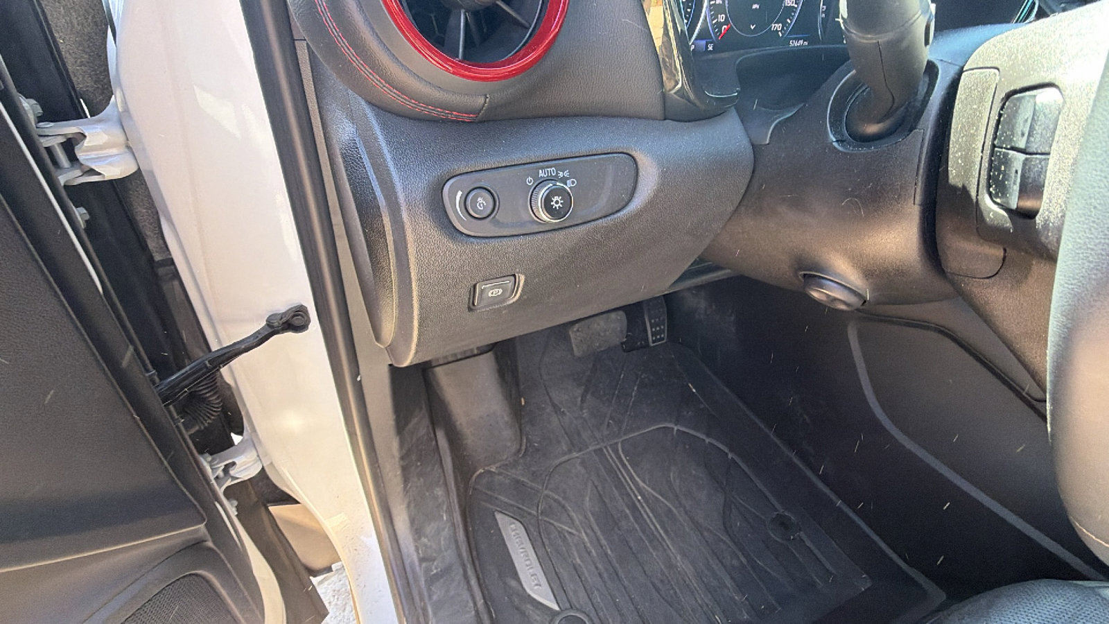 Used 2023 Chevrolet Blazer RS w/ Driver Confidence II Package image 26