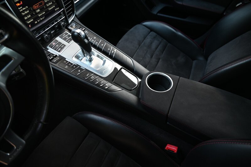 Used 2015 Porsche Panamera GTS AWD/4WD image 51