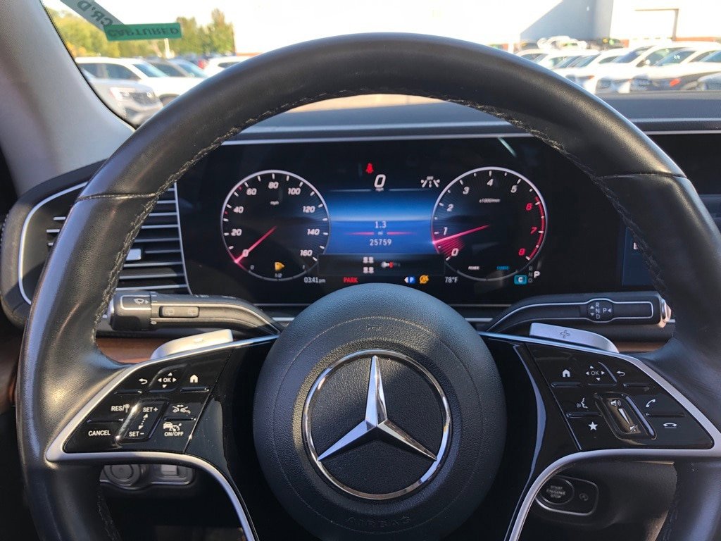 Used 2024 Mercedes-Benz GLS 450 4MATIC image 21