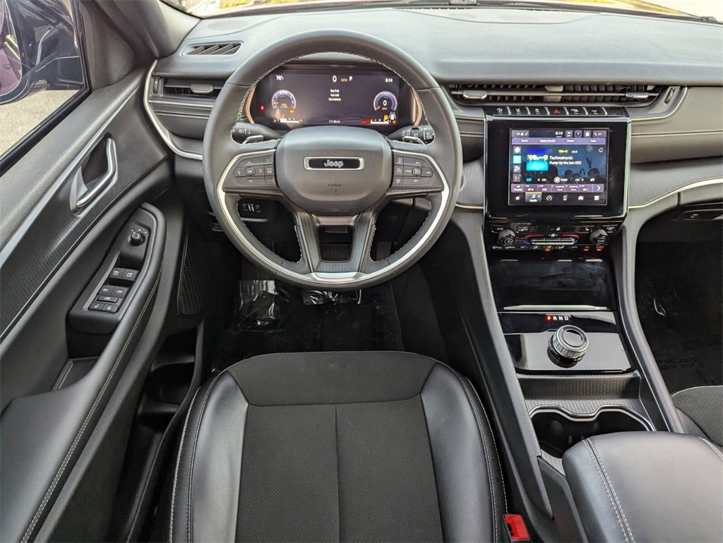 Used 2024 Jeep Grand Cherokee Altitude image 20