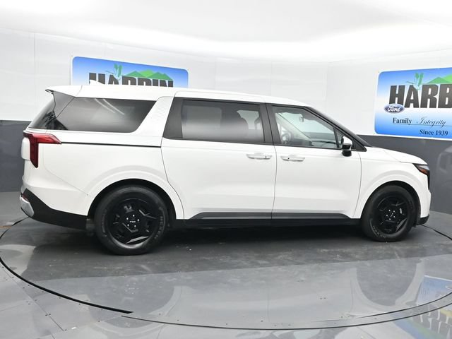Used 2025 Kia Carnival FWD image 6