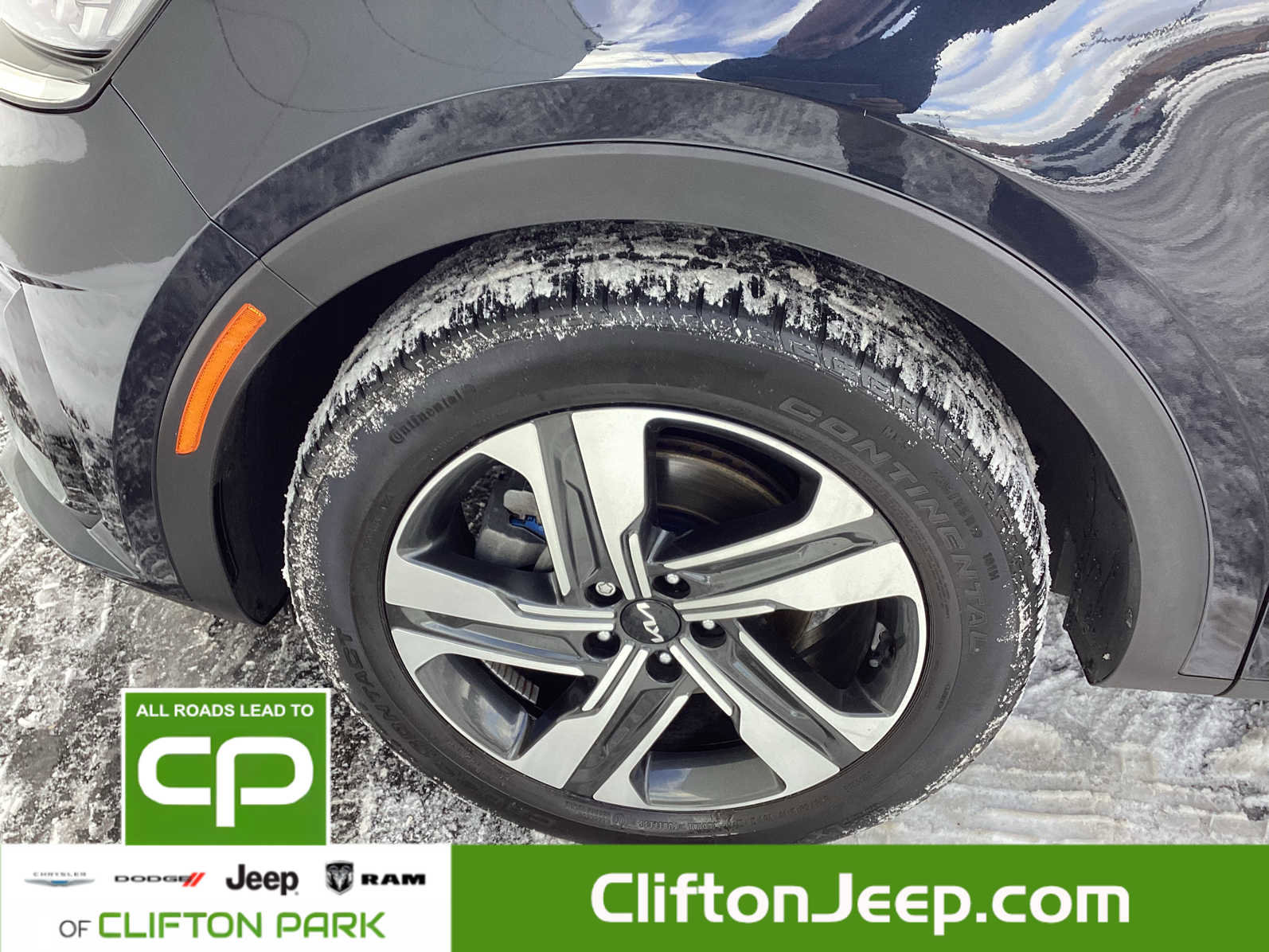 Used 2023 Kia Sorento SX Prestige image 34