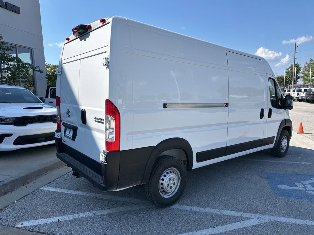 New 2026 RAM ProMaster 2500 w/ Convenience Group image 29