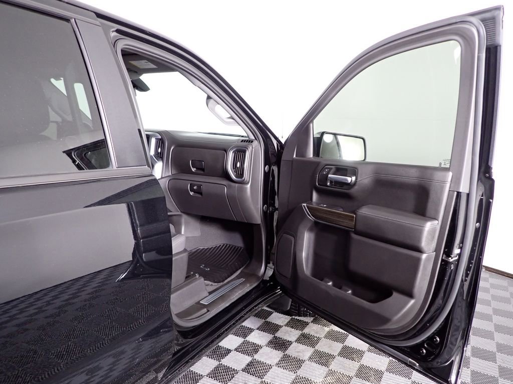 Used 2021 Chevrolet Silverado 1500 LT w/ Z71 Off-Road Package image 32