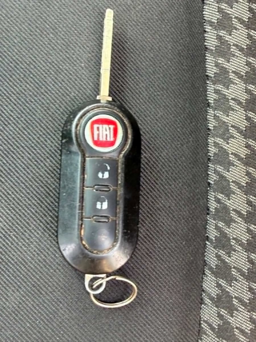 Used 2017 FIAT 500 Pop FWD image 12
