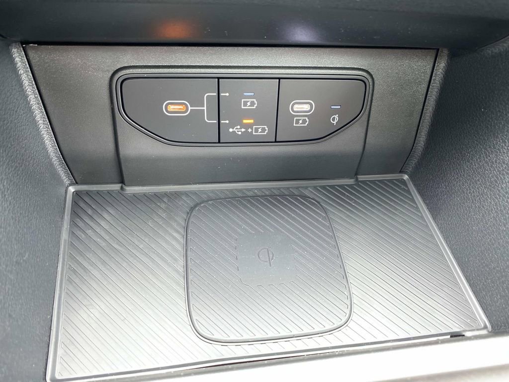 New 2026 Kia Sportage X-Line w/ X-Line Technology Package image 12