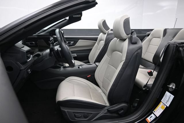 Used 2025 Ford Mustang GT Premium RWD image 17