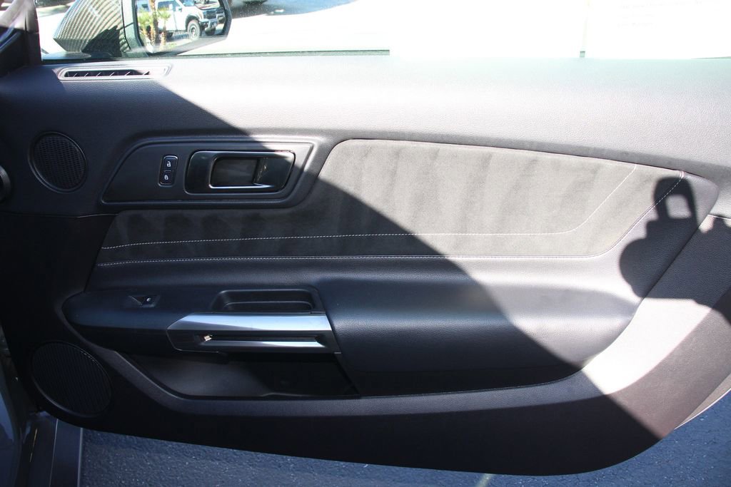 Used 2018 Ford Mustang Shelby GT350 w/ Electronics Package image 24