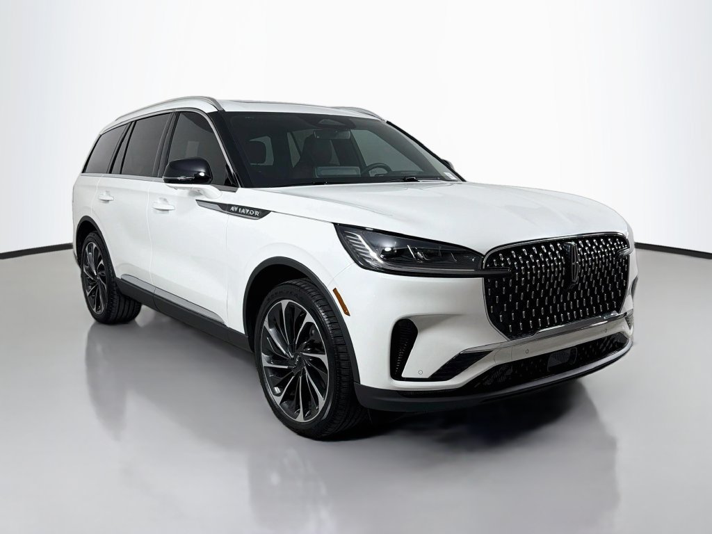 New 2026 Lincoln Aviator Reserve AWD/4WD image 3