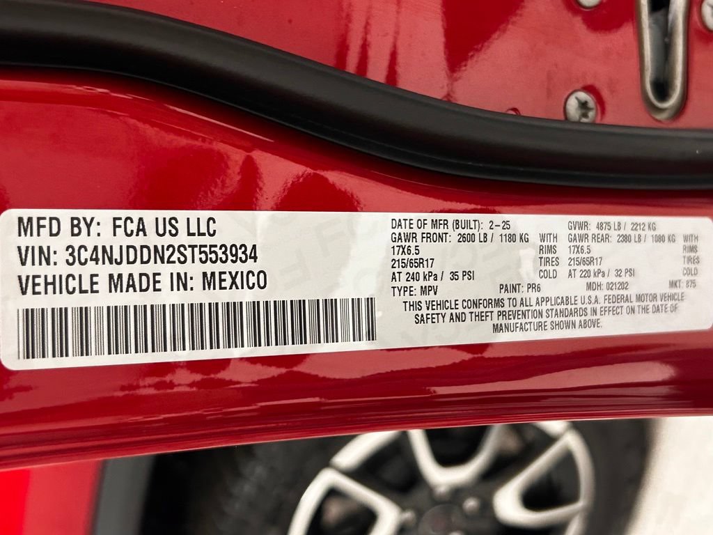 Certified 2025 Jeep Compass Trailhawk w/ Sun & Sound Group AWD/4WD image 23