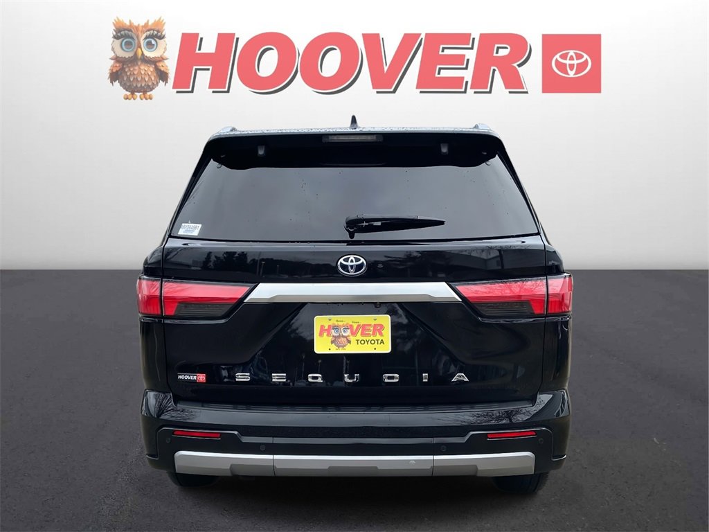 Used 2024 Toyota Sequoia Capstone image 3