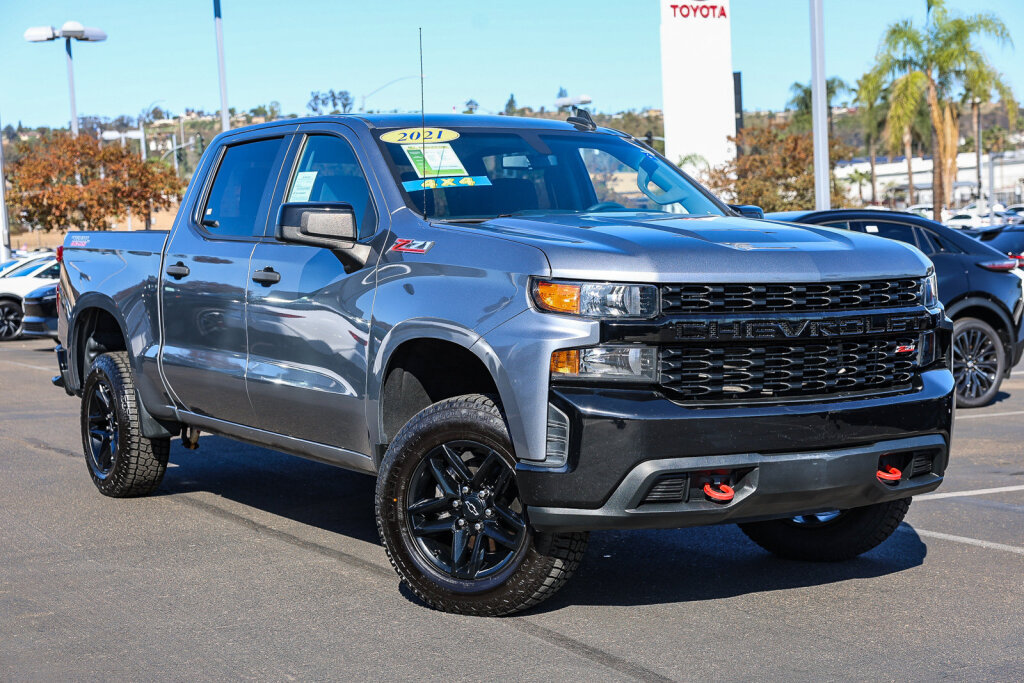 Used 2021 Chevrolet Silverado 1500 Custom Trail Boss AWD/4WD image 1