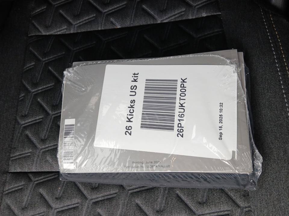 Certified 2026 Nissan Kicks SV w/ SV Premium Package FWD image 33