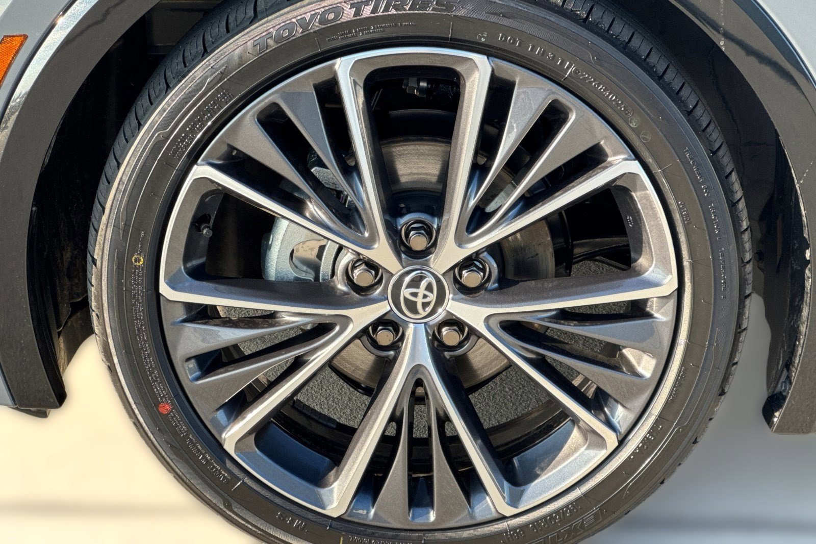 New 2026 Toyota Prius LE FWD image 11
