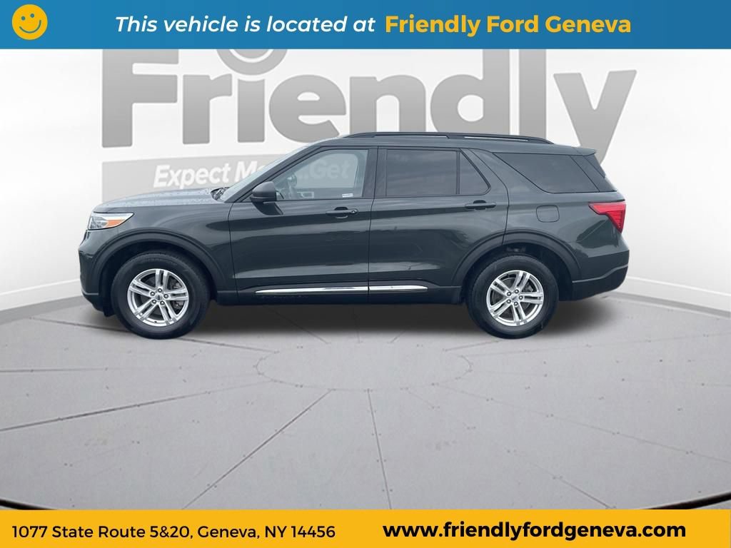 Used 2023 Ford Explorer XLT w/ Equipment Group 202A AWD/4WD image 8