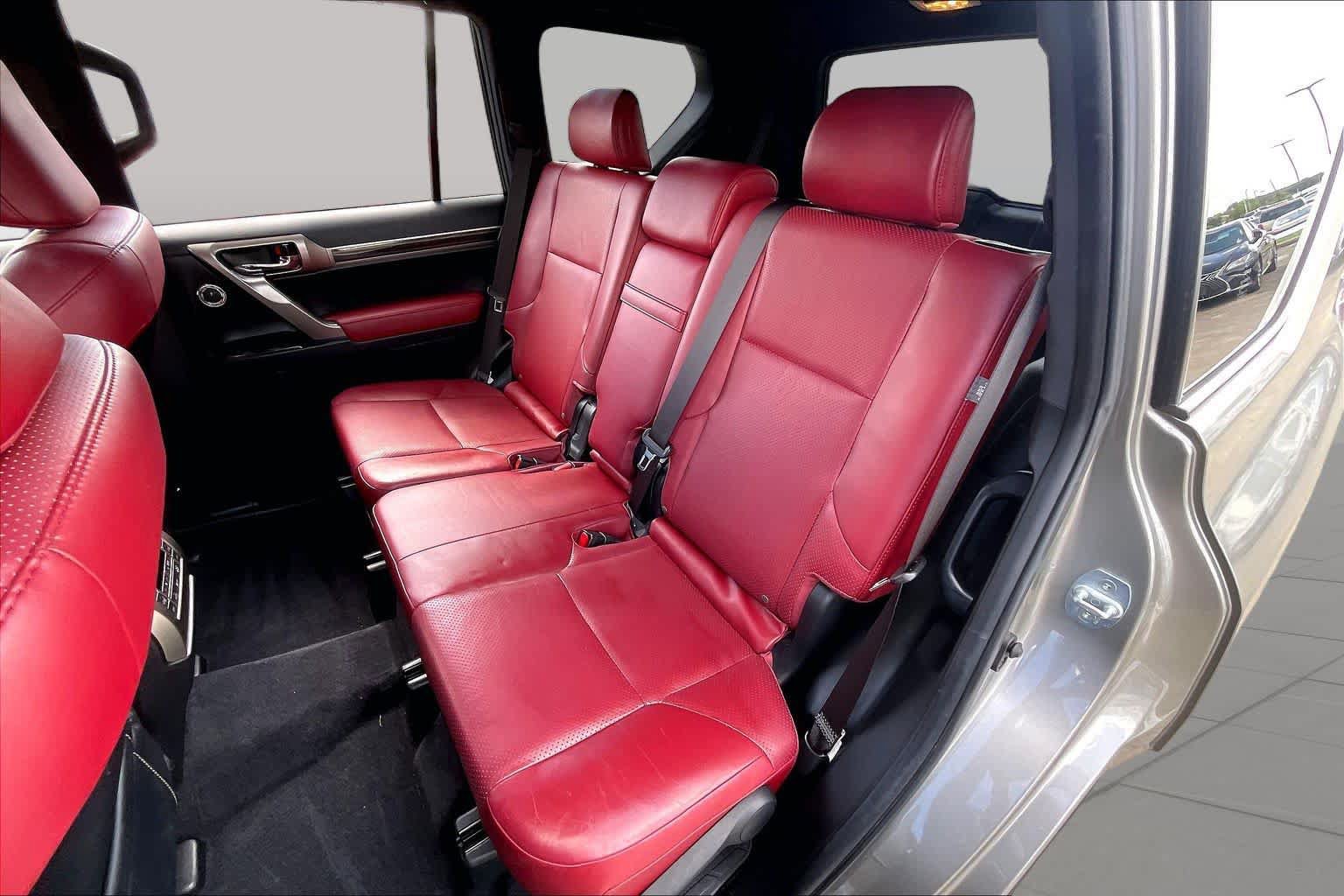 Used 2021 Lexus GX 460 Luxury w/ Off Road Package AWD/4WD image 18