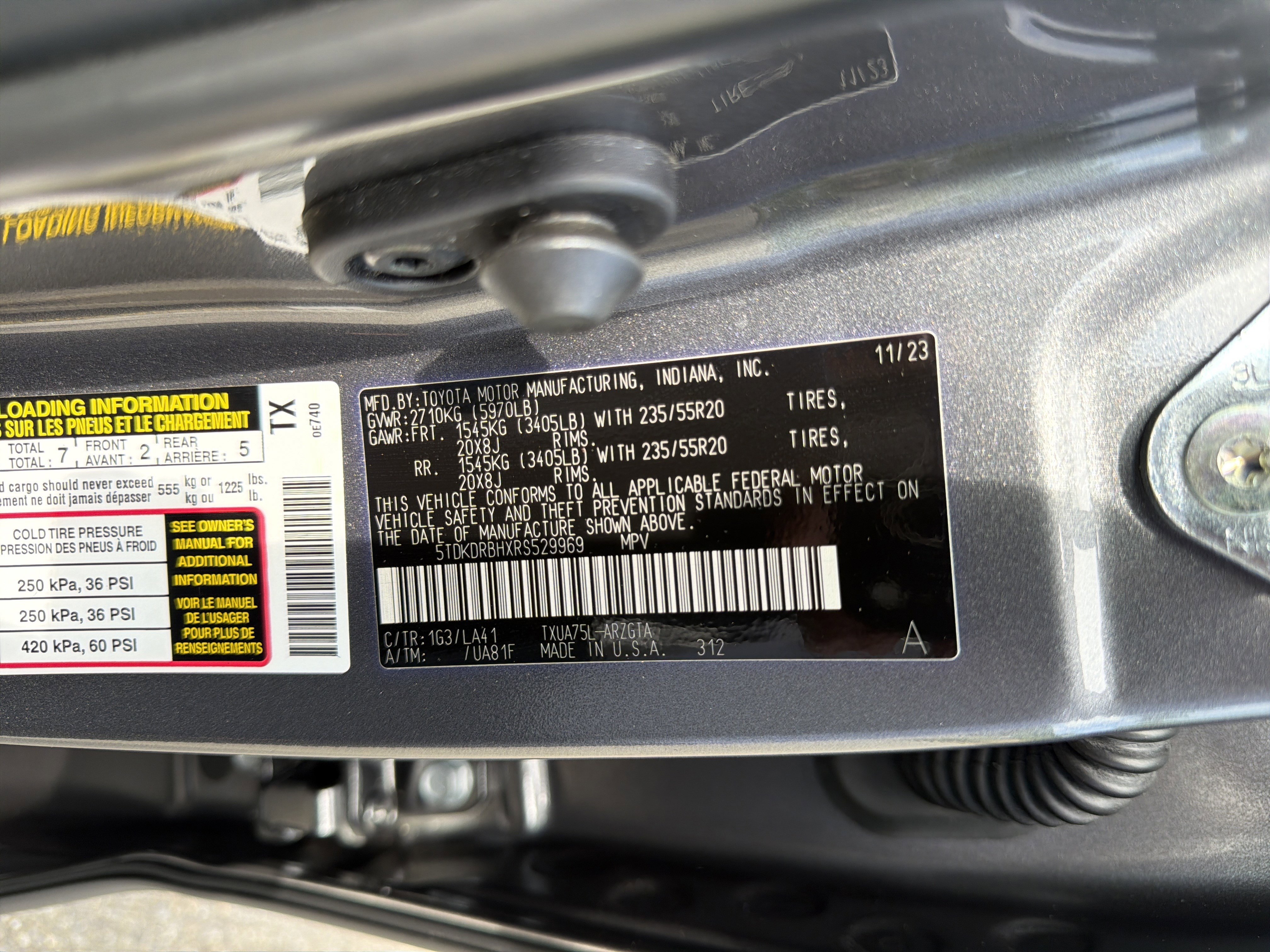 Used 2024 Toyota Highlander Platinum AWD/4WD image 35