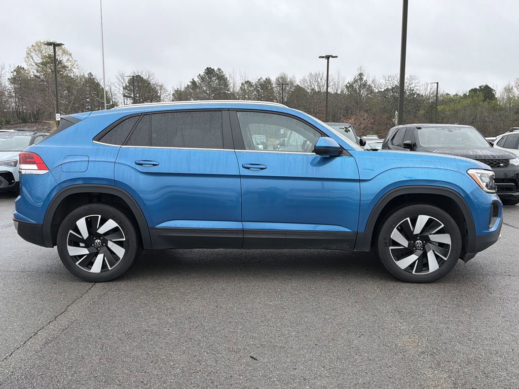 Used 2024 Volkswagen Atlas Cross Sport SE image 6