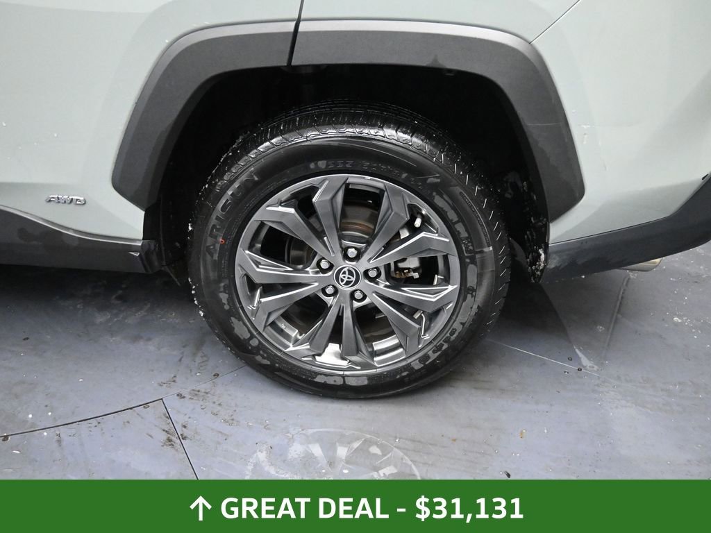 Used 2023 Toyota RAV4 XLE Premium image 16