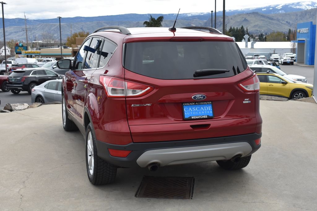 Used 2016 Ford Escape SE w/ Equipment Group 201A image 6